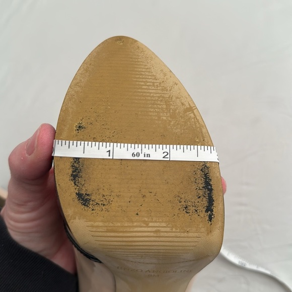 Enzo Angiolini Savoye nude and black patent leather platform peep toe heels - Picture 7 of 9